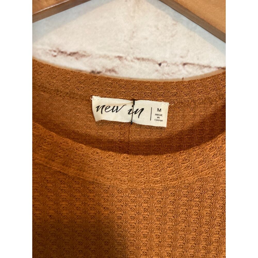 New In Lagenlook Top Womens Medium Rust Brown Waffle Ruffle Hem Thermal Boho - Picture 12 of 12